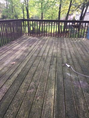 Pressure Washing & Deck Staining in Denville, NJ (1)